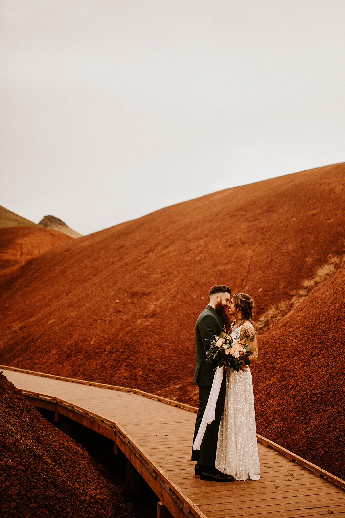 painted hills oregon elopement | allison slater photography1.jpg