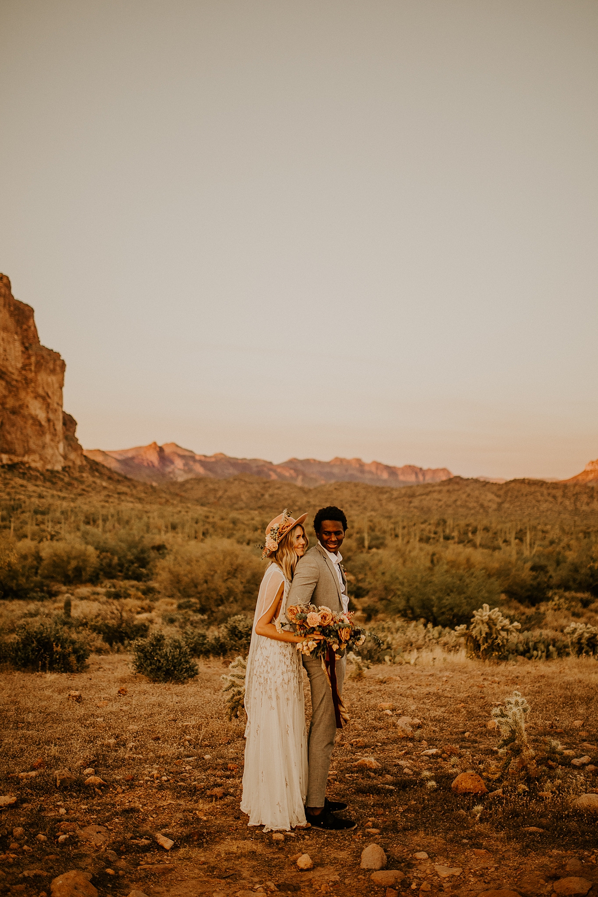 superstition-mountain-peralta-trail-elopement-allison-slater-photography52.jpg