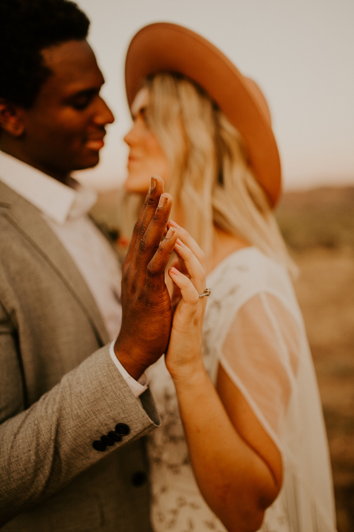superstition-mountain-peralta-trail-elopement-allison-slater-photography57.jpg