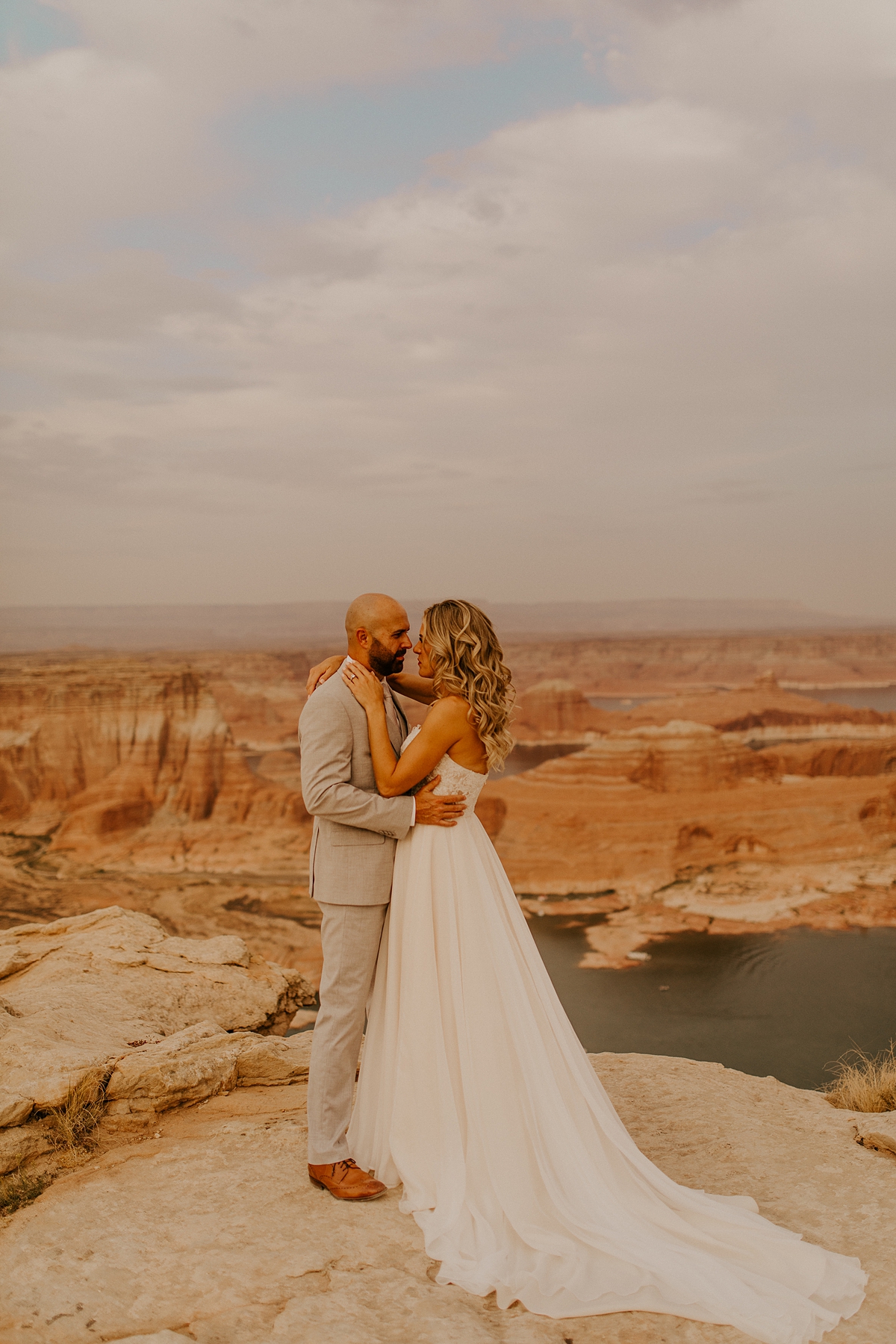 multi-day-house-boat-elopement-at lake-powell-in-page-arizona-Allison-Slater-Photography62708.JPG