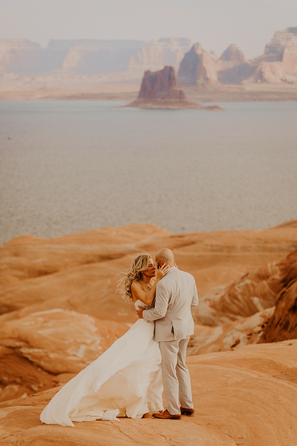 multi-day-house-boat-elopement-at lake-powell-in-page-arizona-Allison-Slater-Photography62775.JPG