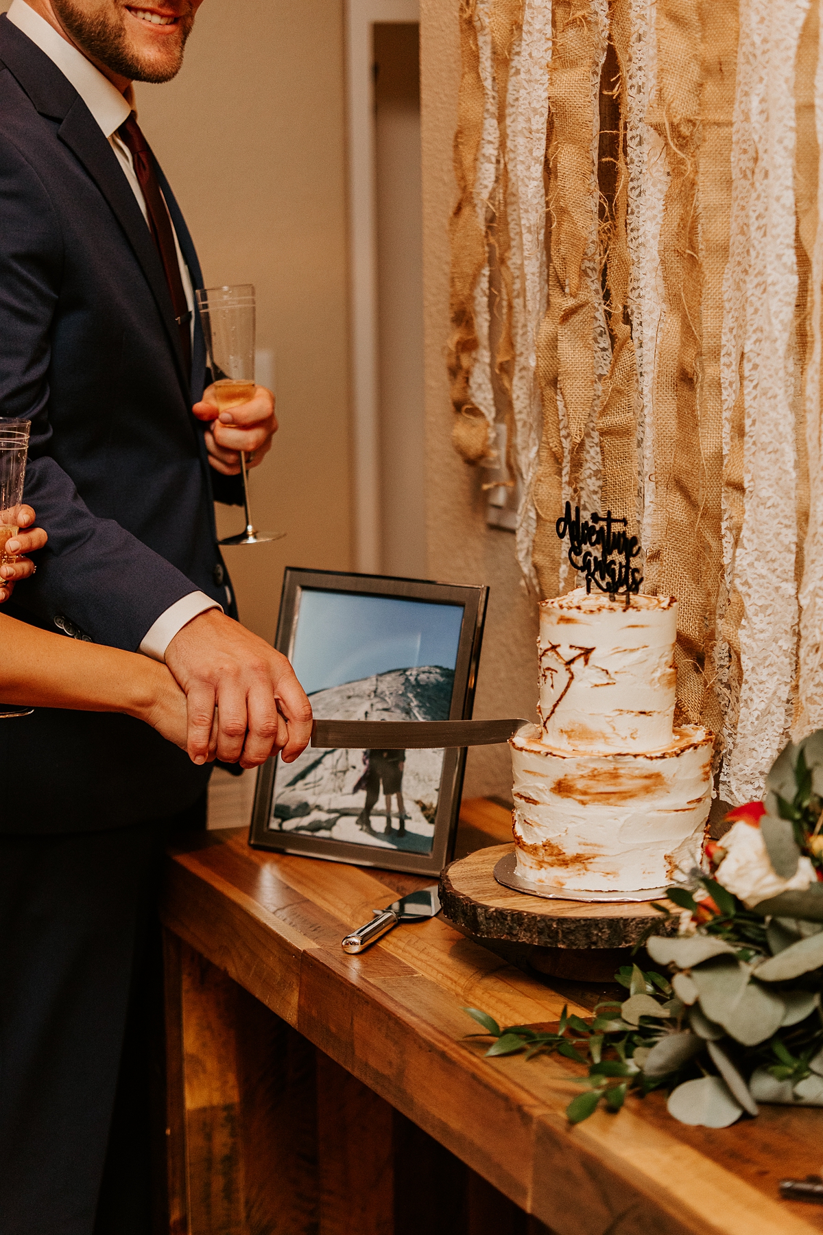 intimate-wedding-in-the-red-rocks-of-sedona-Allison-Slater-Photography72.jpg