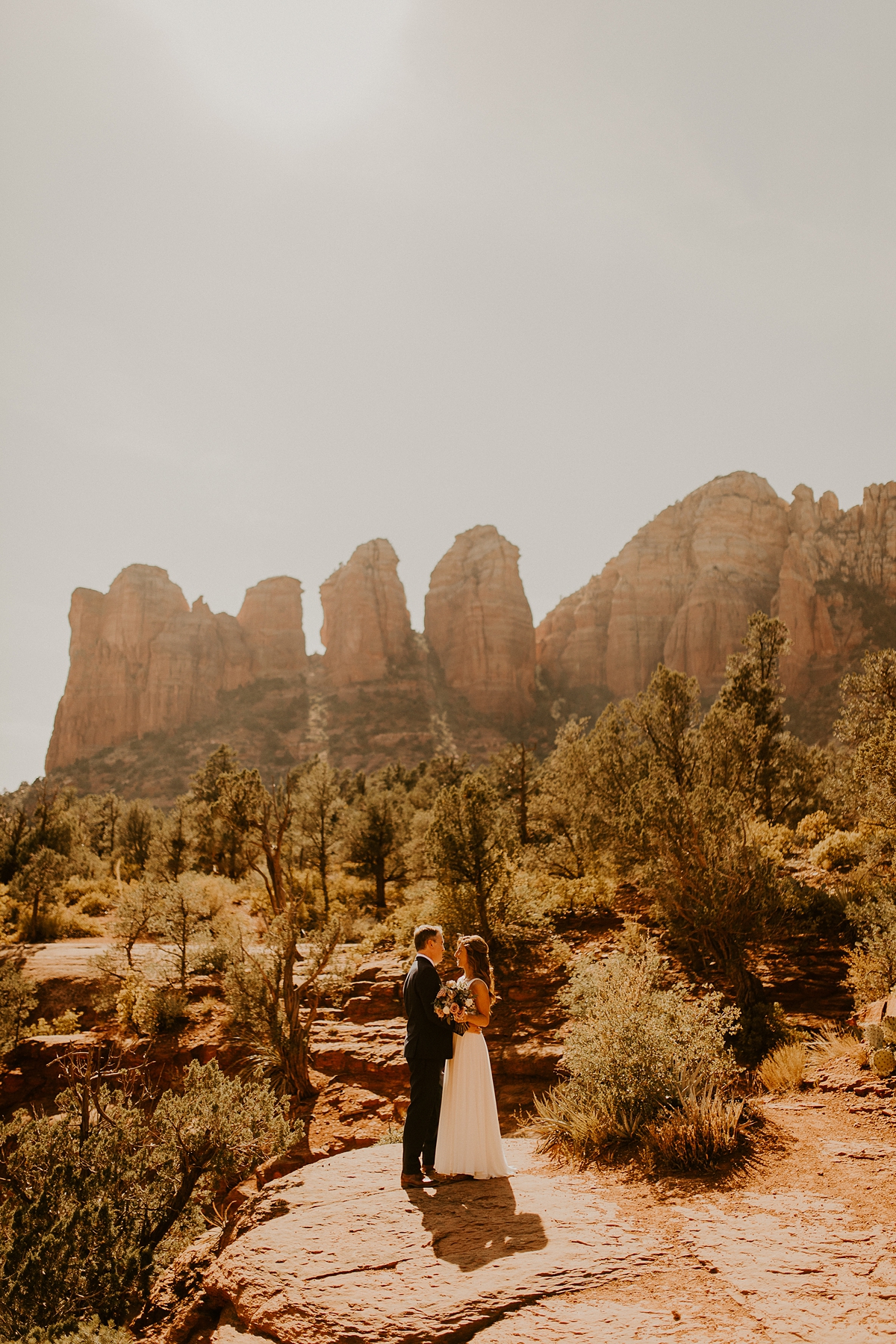 stunning-sedona-elopement-in-the-red-rocks-allison-slater-photography 18.jpg