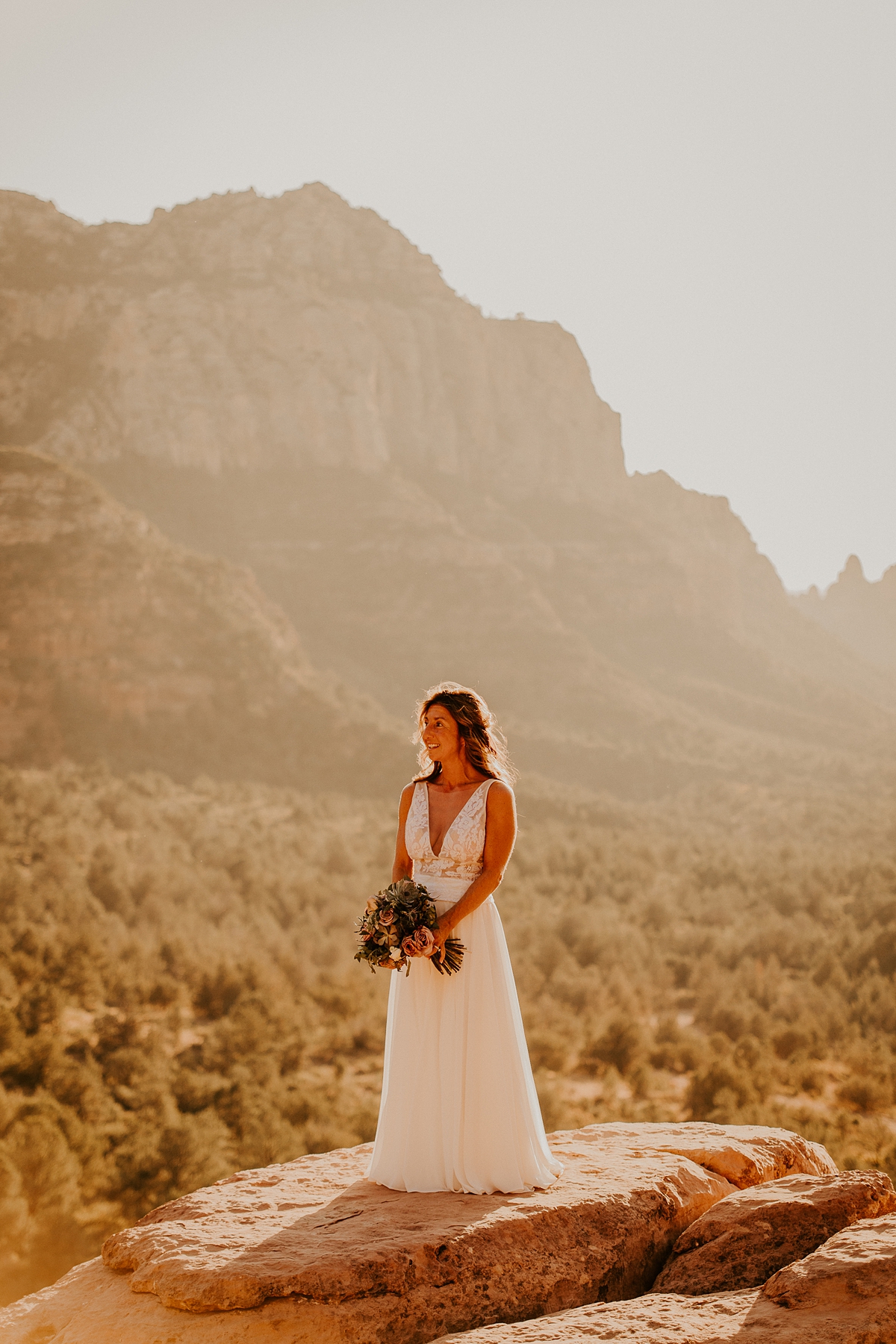 stunning-sedona-elopement-in-the-red-rocks-allison-slater-photography 36.jpg