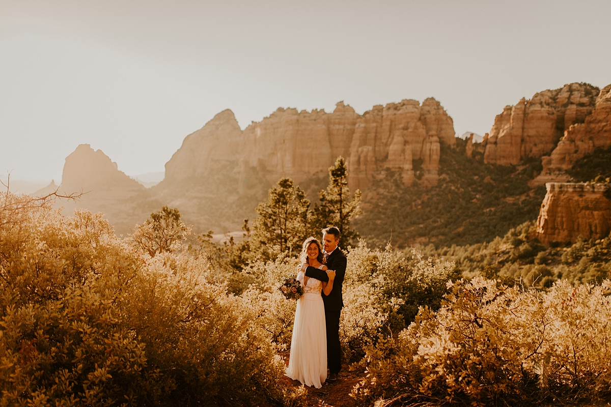 stunning-sedona-elopement-in-the-red-rocks-allison-slater-photography 41.jpg