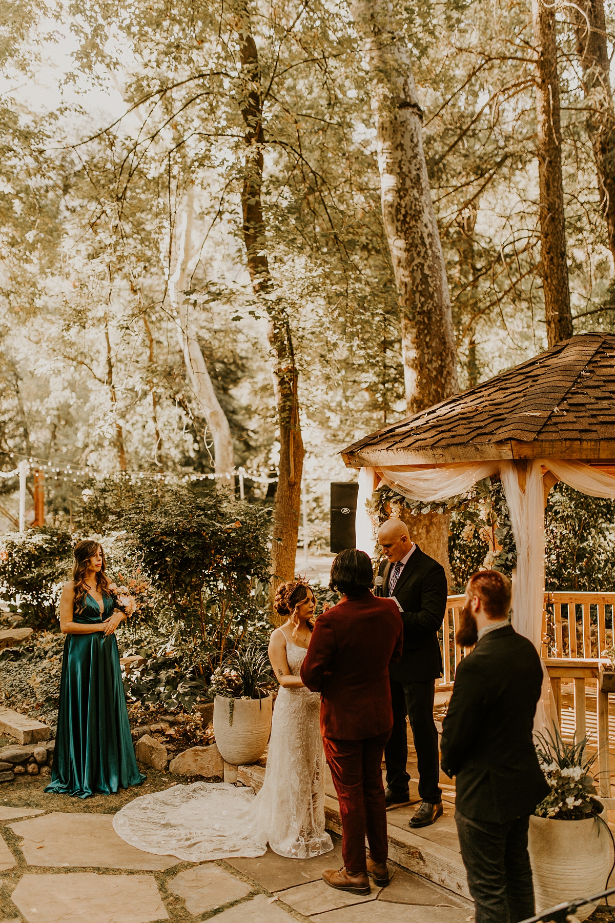 woodsy-intimate-wedding-at-oak-creek-allison-aslater-photography30.jpg