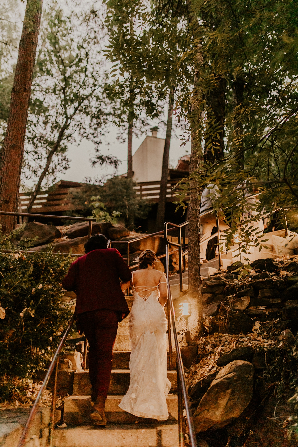 woodsy-intimate-wedding-at-oak-creek-allison-aslater-photography56.jpg