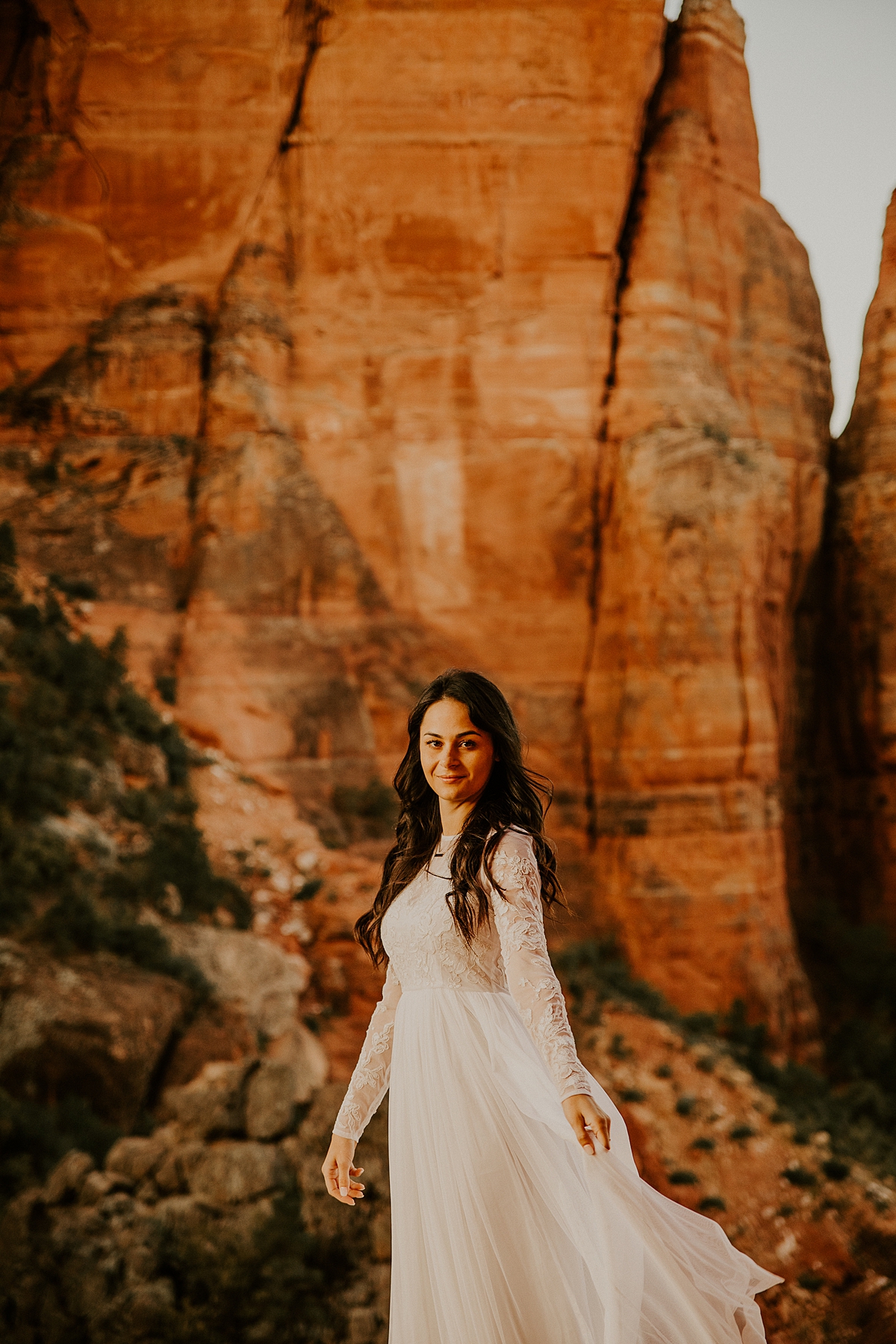 hiking-elopement-In-arizona-at-sunrise-allison-slater-photography32.jpg