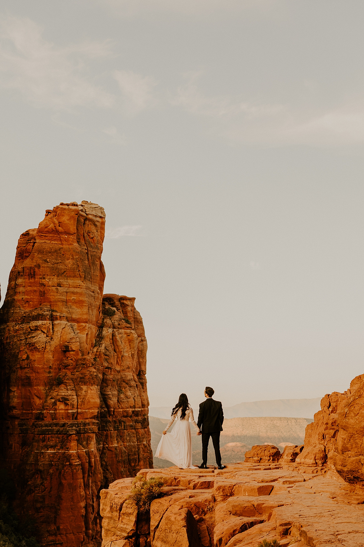 hiking-elopement-In-arizona-at-sunrise-allison-slater-photography40.jpg