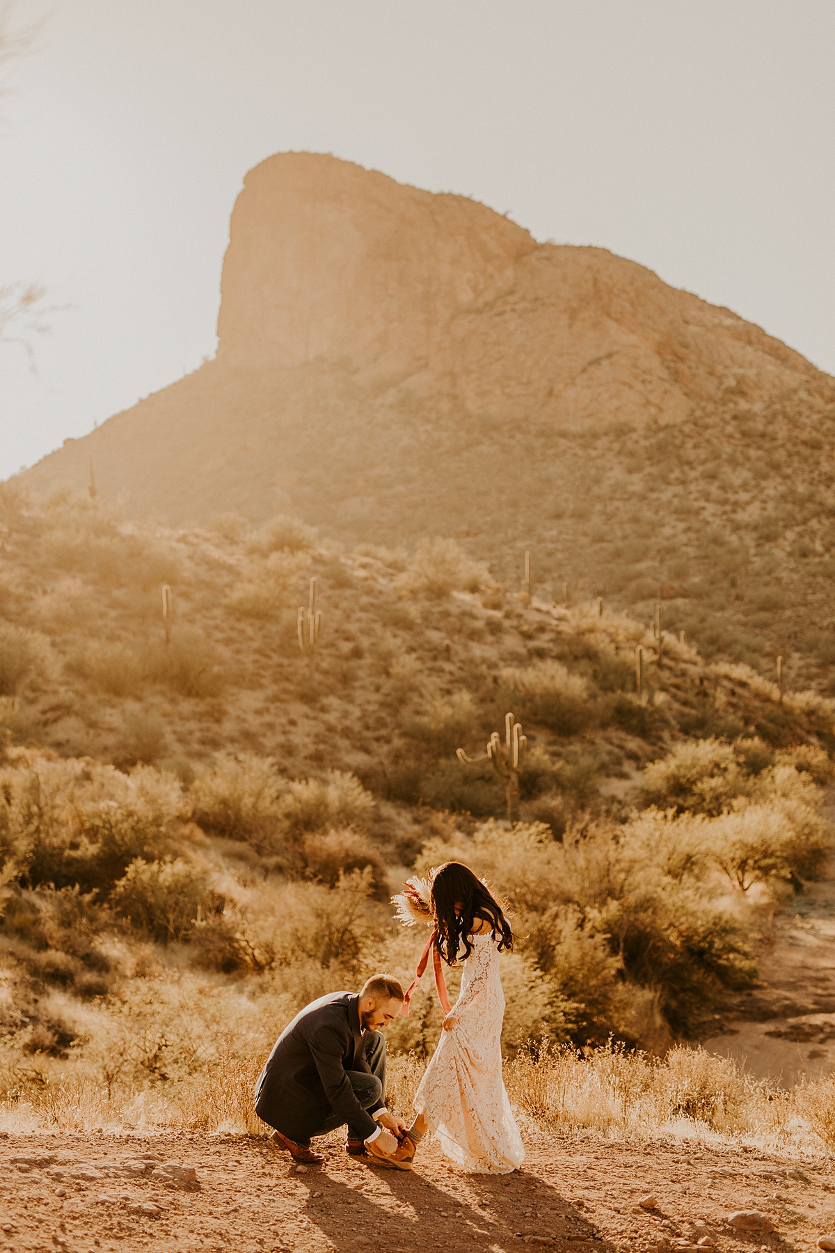 Intimate-elopement-in-superstition-mountain-wilderness-allison-slater-photography40.jpg