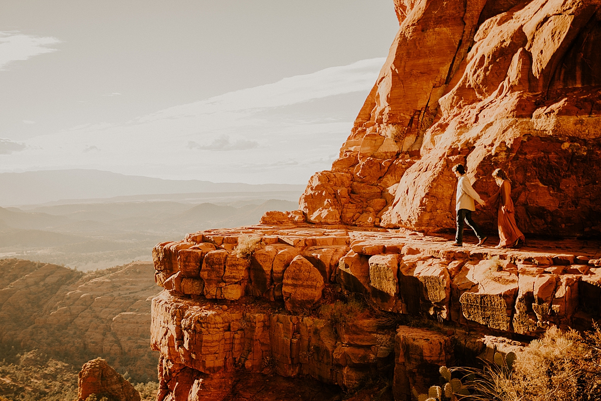 surprise-proposal-in-sedona-at-cathedral-rock-allison-slater-photography88397.JPG