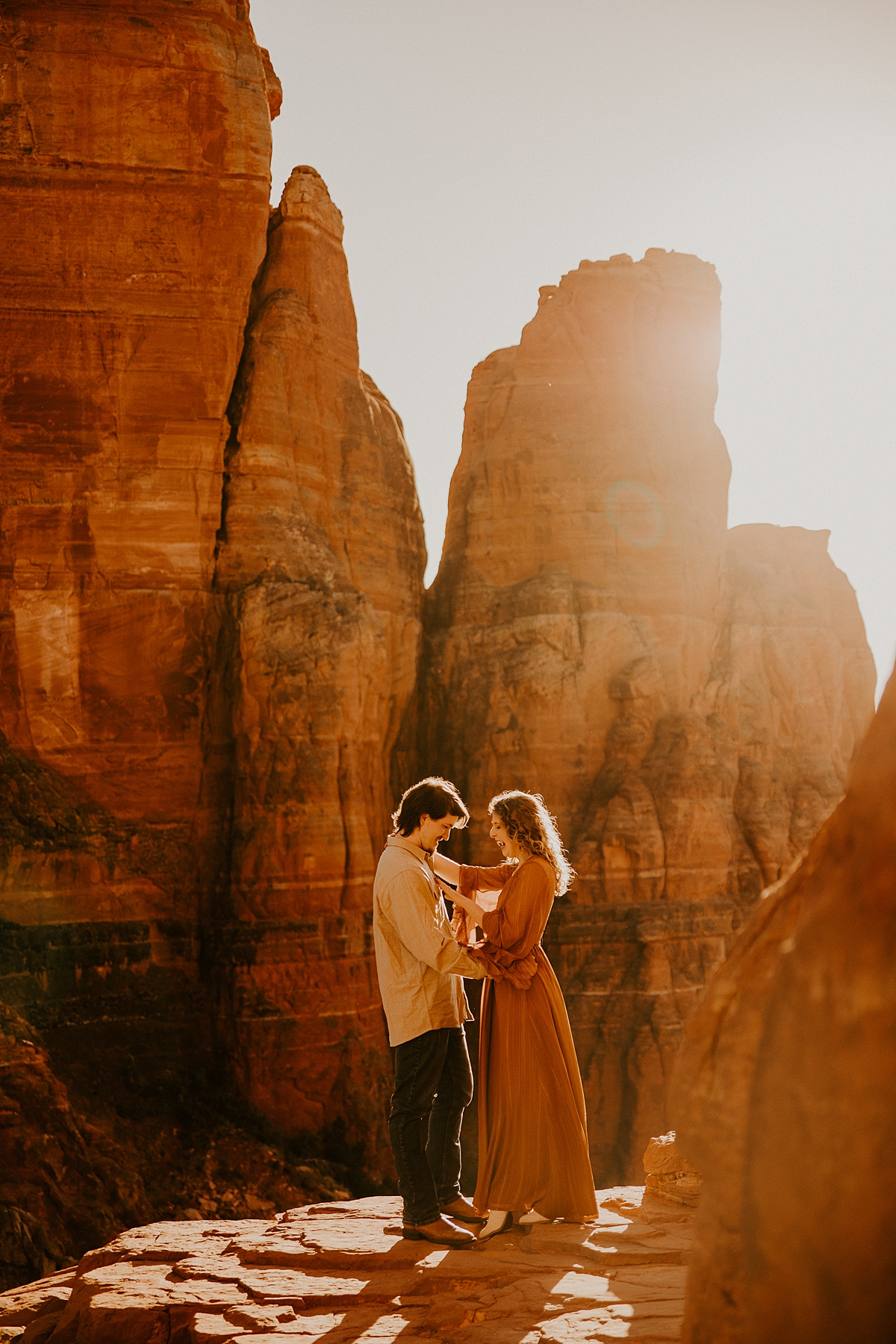 surprise-proposal-in-sedona-at-cathedral-rock-allison-slater-photography88405.JPG
