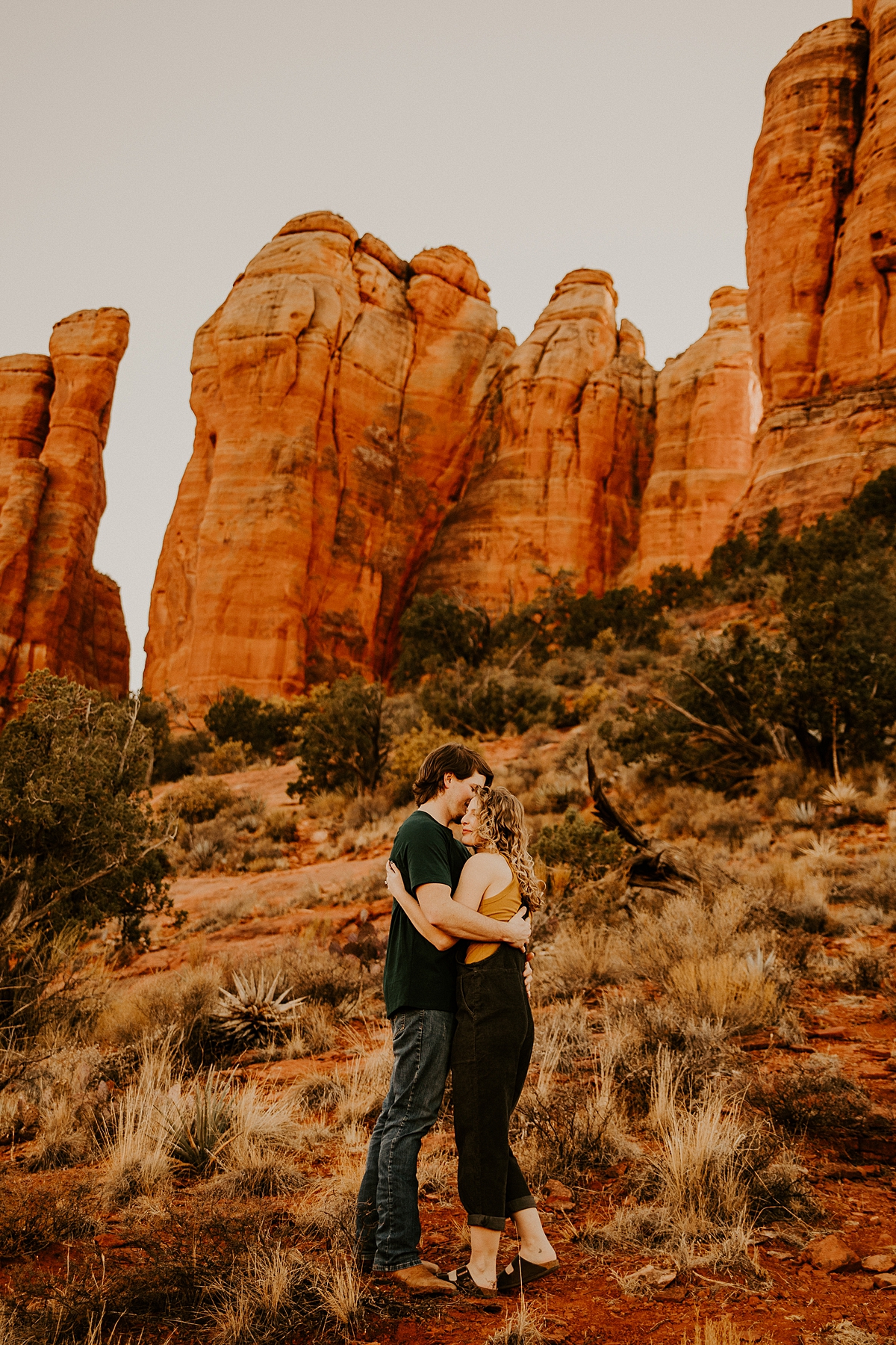 surprise-proposal-in-sedona-at-cathedral-rock-allison-slater-photography88430.JPG