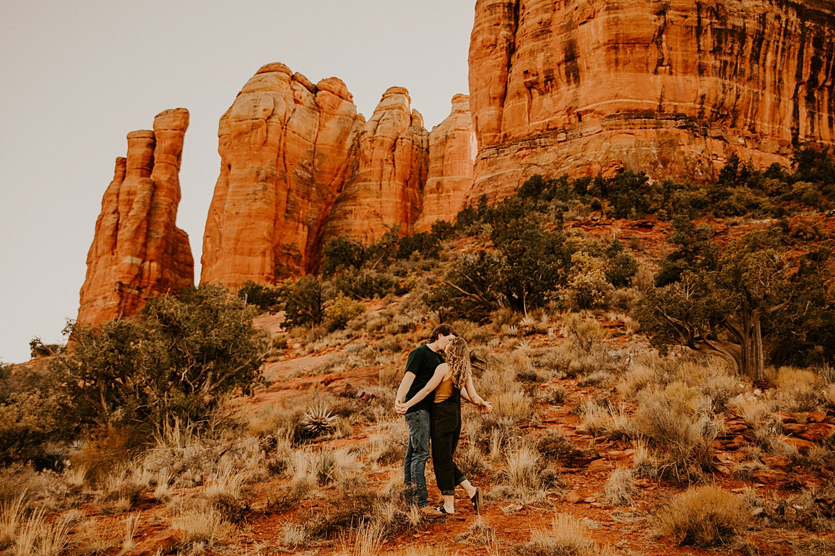 surprise-proposal-in-sedona-at-cathedral-rock-allison-slater-photography88432.JPG