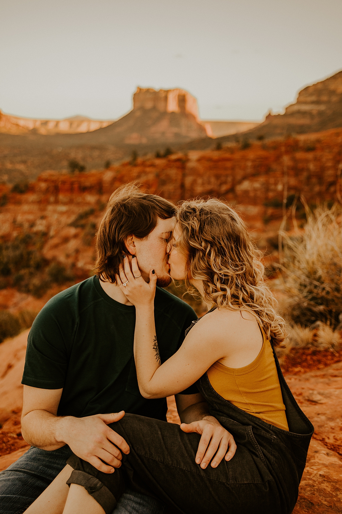 surprise-proposal-in-sedona-at-cathedral-rock-allison-slater-photography88444.JPG