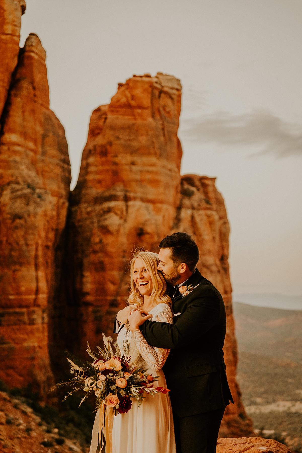 Stunning-sunrise-elopement-at-cathedral-rock-in-sedona-allison-slater-photography33.jpg