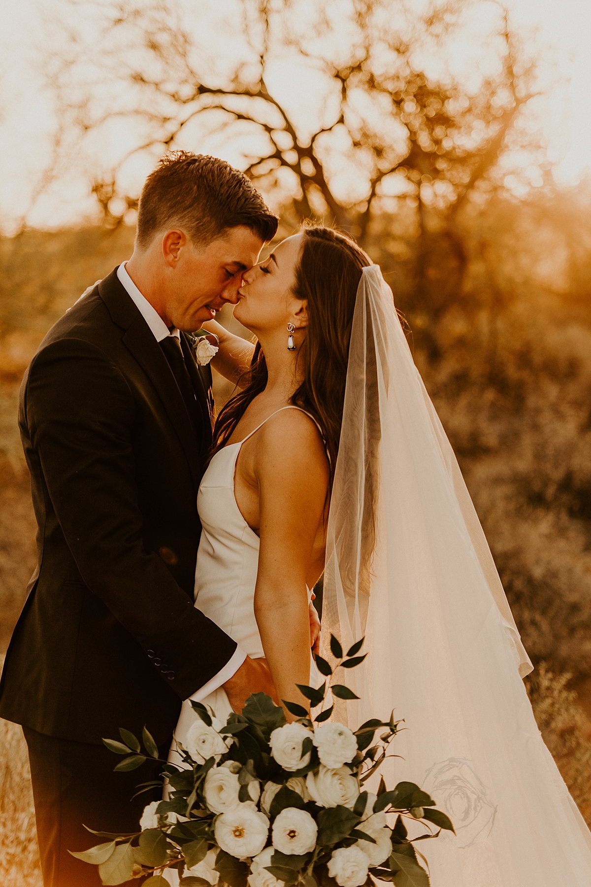 romantic-wedding-day-in-arizona-at-the-paseo-allison-slater-photography-120.jpg