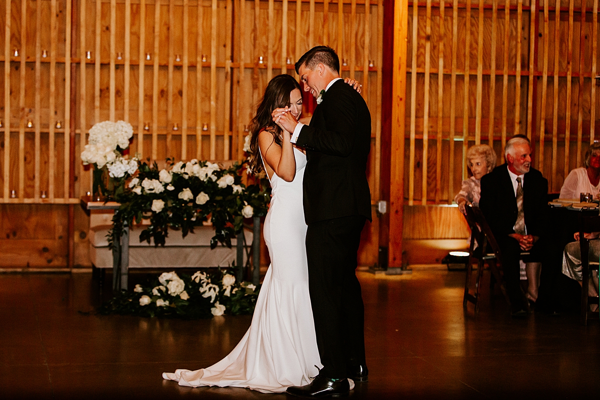 romantic-wedding-day-in-arizona-at-the-paseo-allison-slater-photography-142.jpg