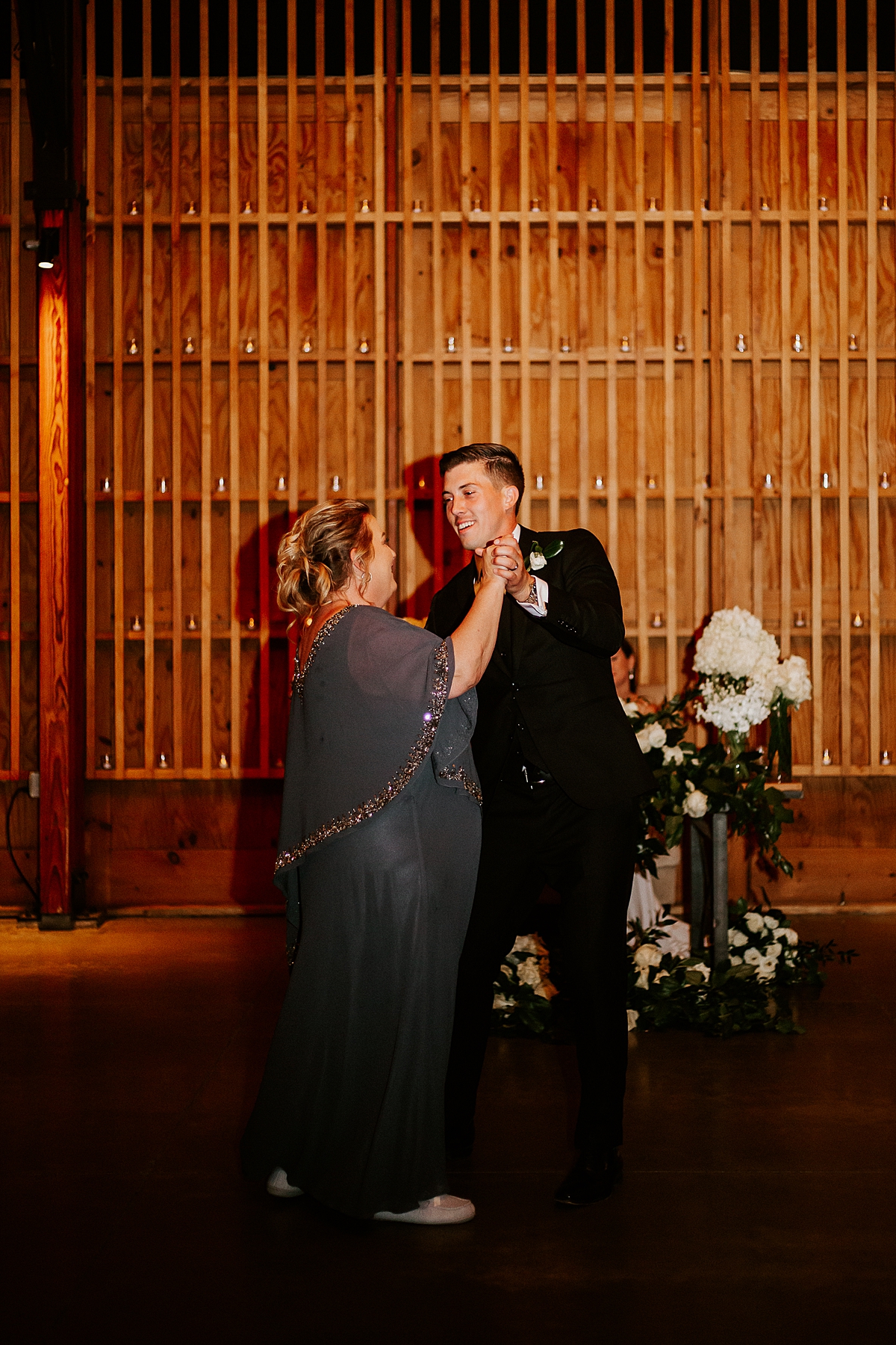 romantic-wedding-day-in-arizona-at-the-paseo-allison-slater-photography-160.jpg