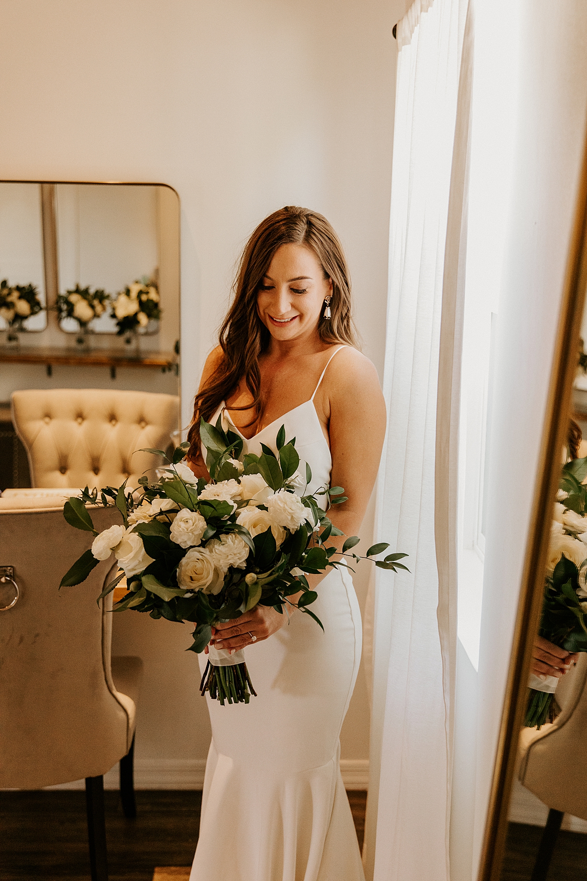 romantic-wedding-day-in-arizona-at-the-paseo-allison-slater-photography-17.jpg