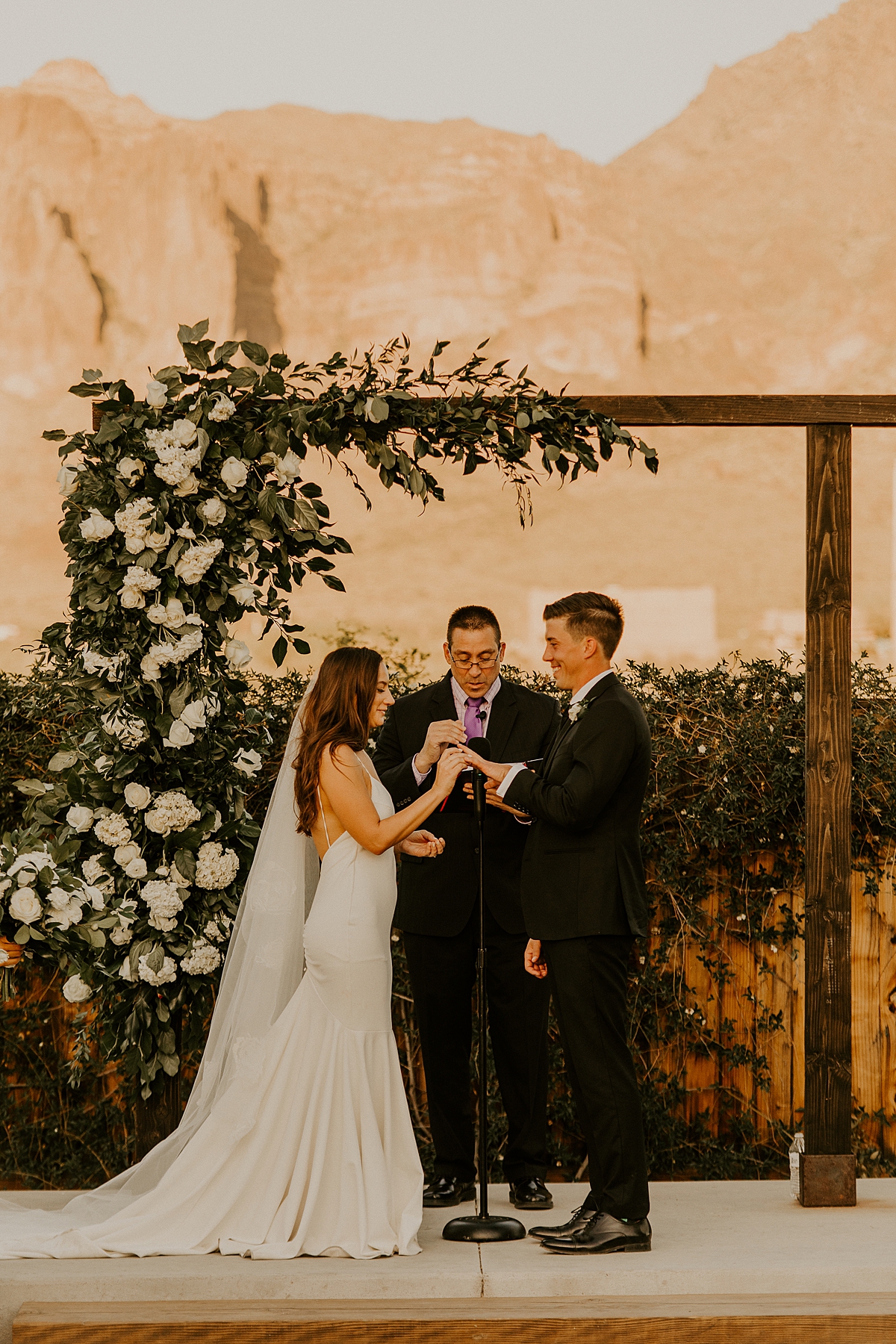 romantic-wedding-day-in-arizona-at-the-paseo-allison-slater-photography-96.jpg