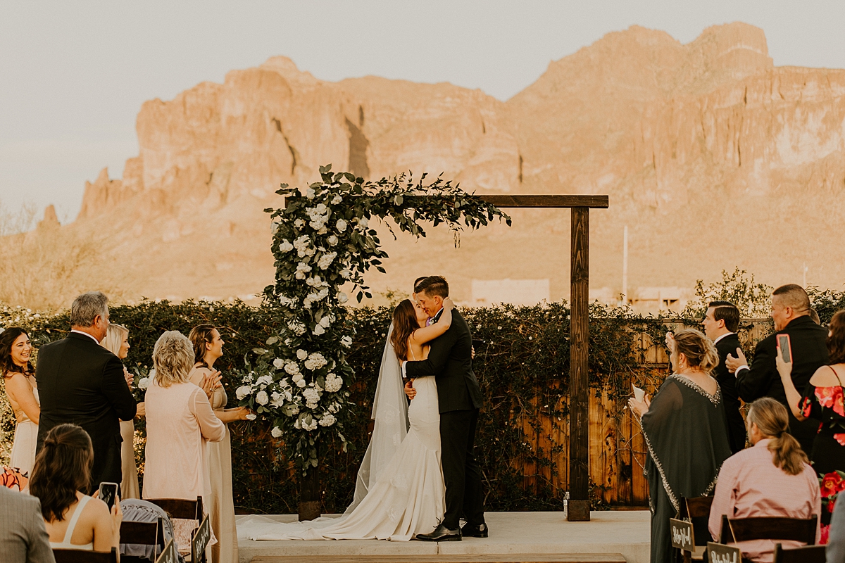 romantic-wedding-day-in-arizona-at-the-paseo-allison-slater-photography-98.jpg
