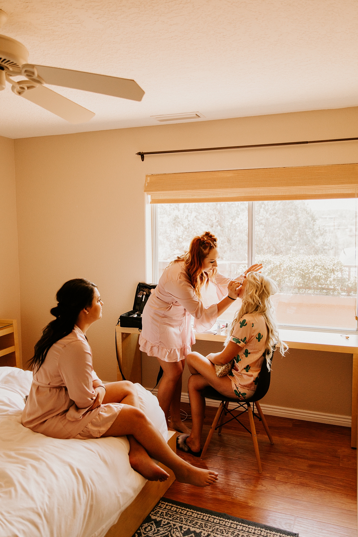 munds-wagon-trail-intimate-wedding-day-allison-slater-photography-6.jpg