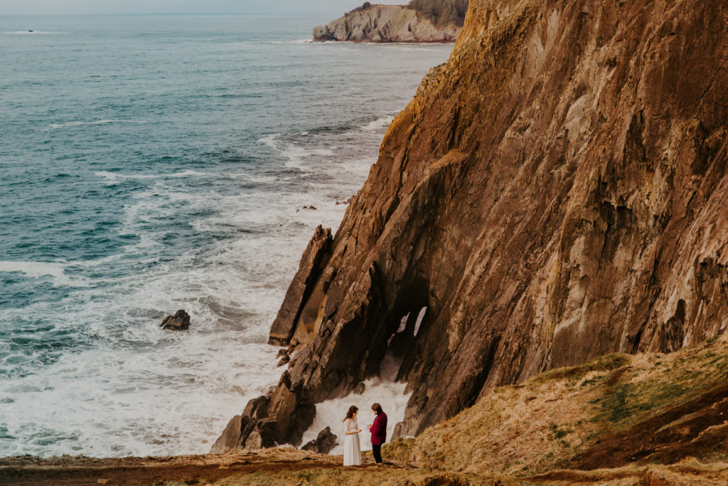 how to elope on the OREGON COAST