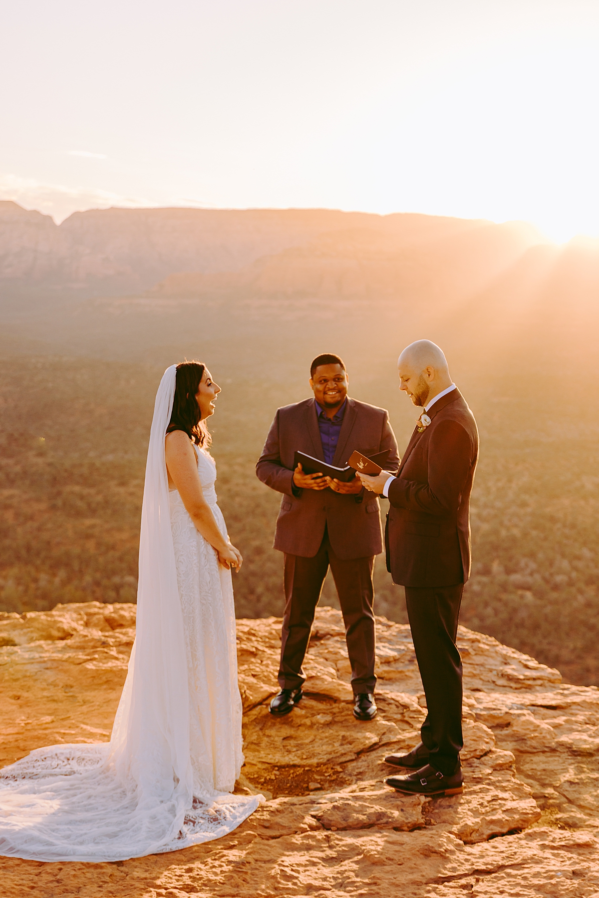 gorgeous-sunrise-elopement-in-sedona-38.jpg