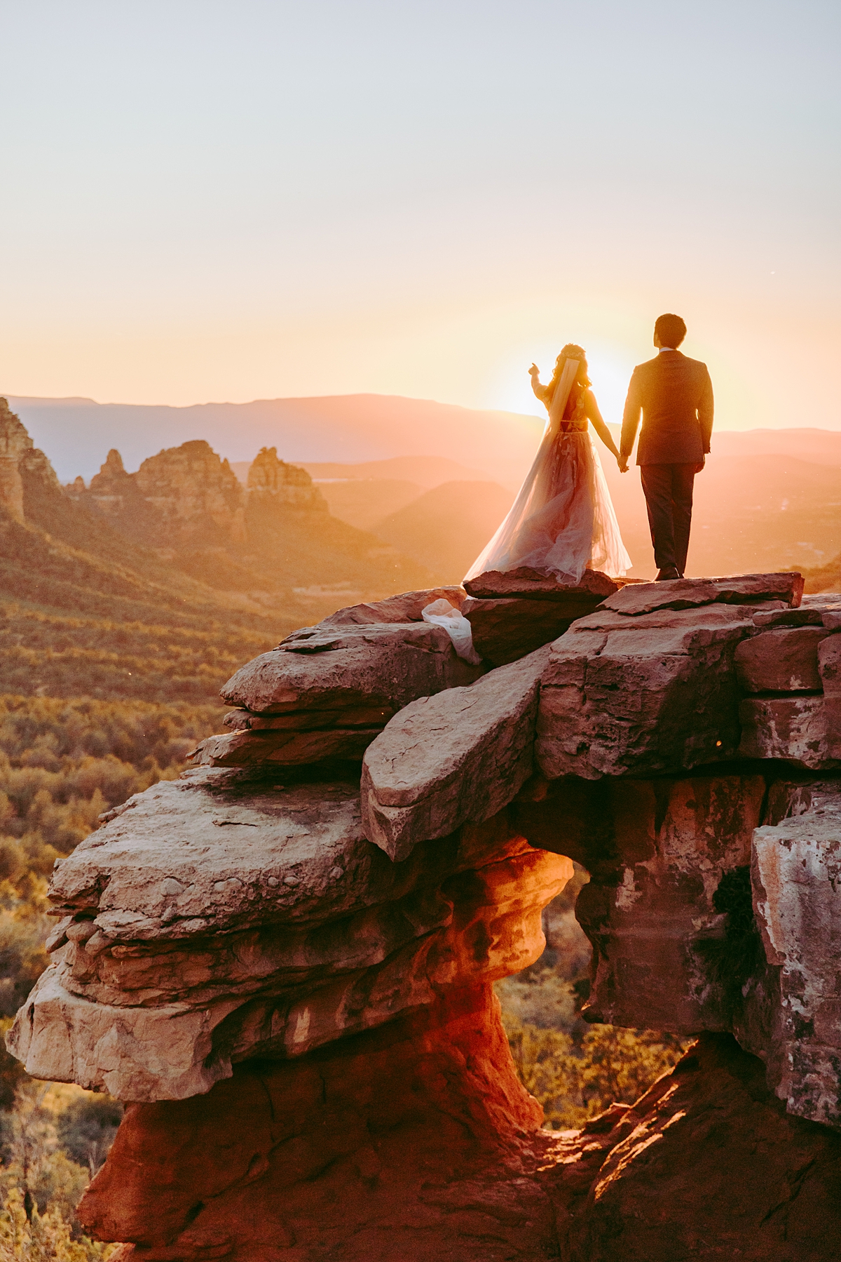 private-elopement-in-the-red-rocks-105.jpg