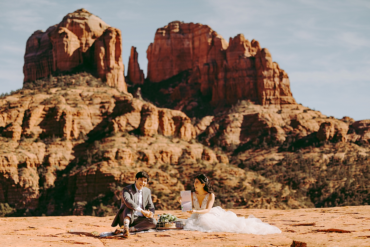 private-elopement-in-the-red-rocks-42.jpg