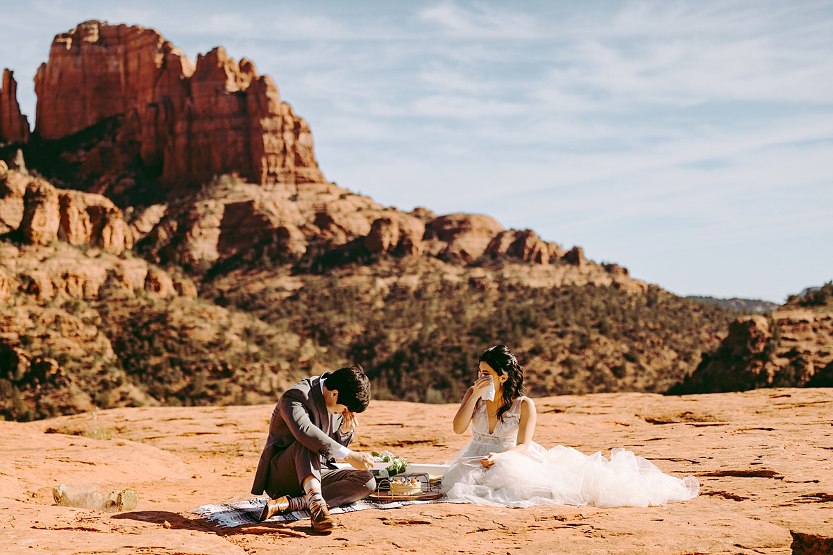 private-elopement-in-the-red-rocks-47.jpg