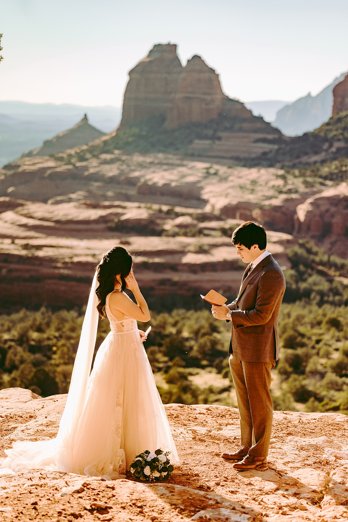 private-elopement-in-the-red-rocks-65.jpg