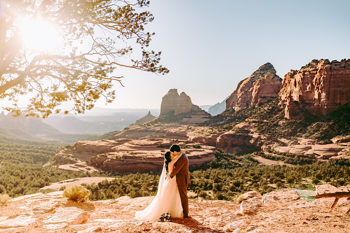 private-elopement-in-the-red-rocks-69.jpg