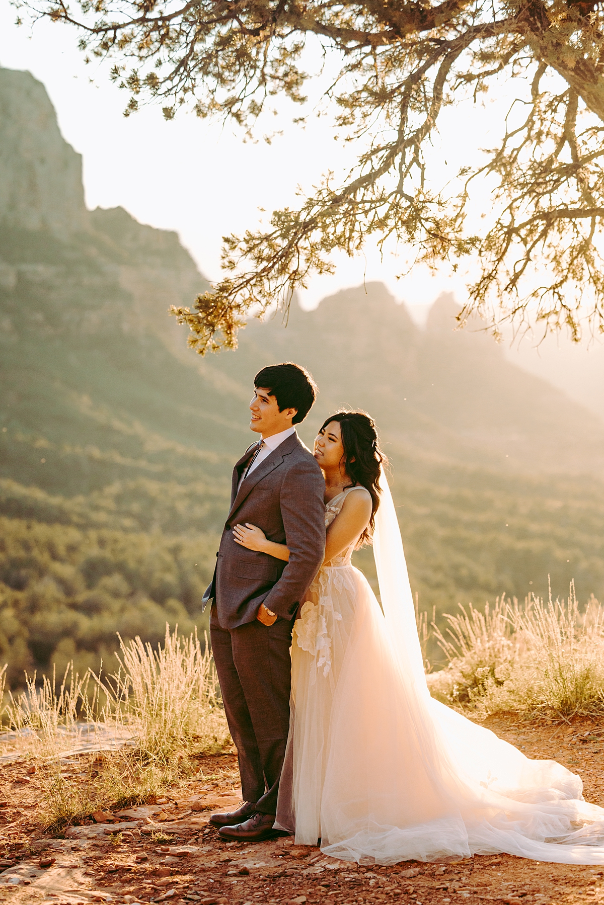 private-elopement-in-the-red-rocks-85.jpg